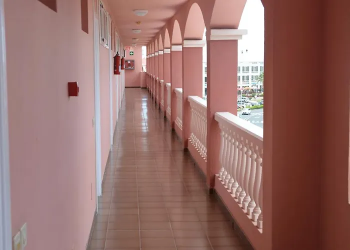 Marola Park דירה *