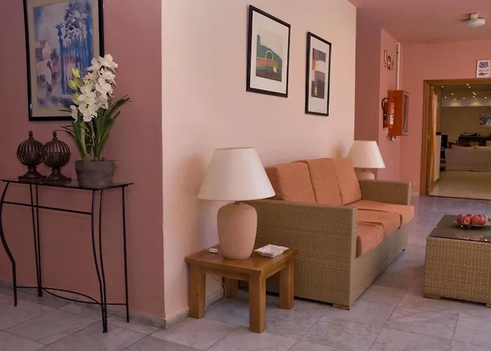 Marola Park פלאייה דה לאס אמריקס