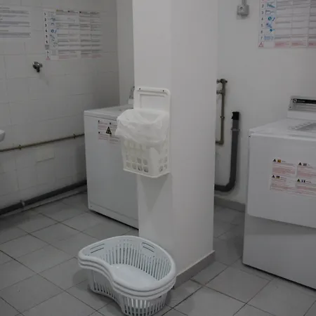 Marola Park Apartment *