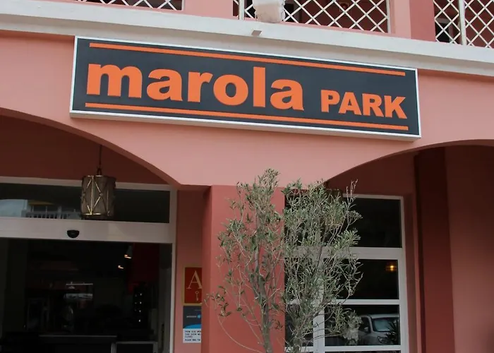 Marola Park 公寓
