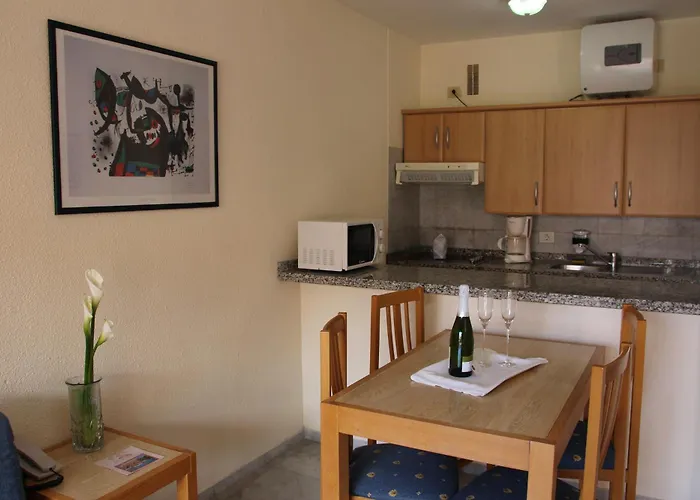 Marola Park Apartament *